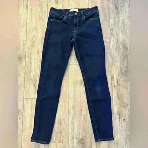 GAP jeans size 27